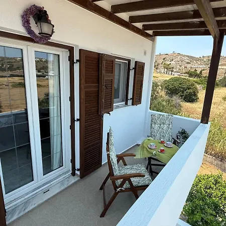 Apartment Nota's House Adamantas (Milos)