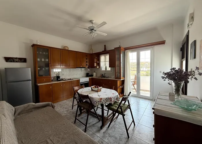 Nota's House * Adamantas (Milos)